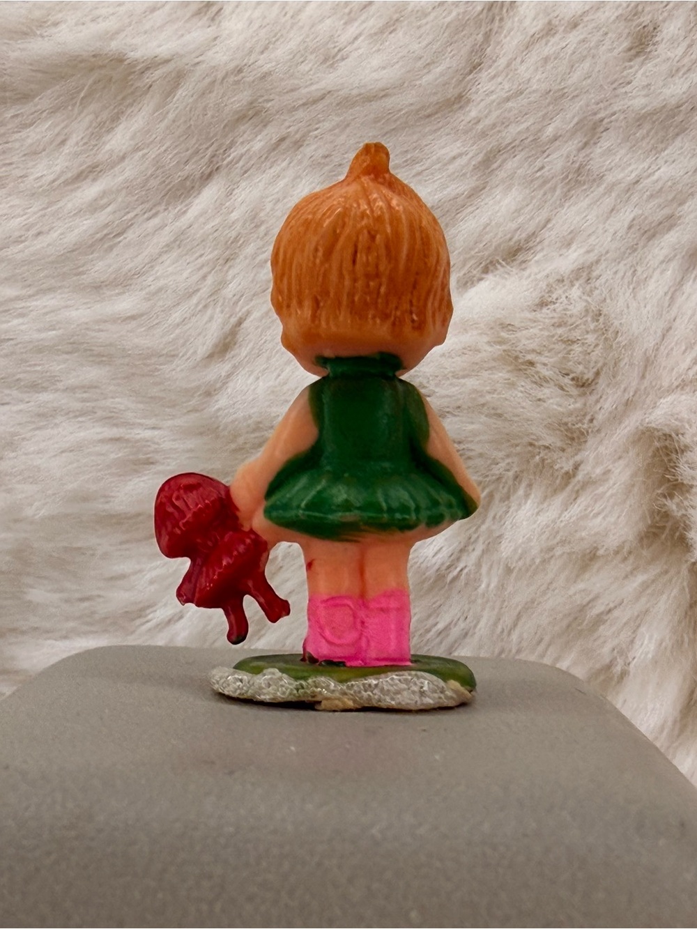 Vintage Miniature Doll Holding‎ Doll Hand-Painted 1977 Figurine 1.5 Inches - Picture 3 of 5